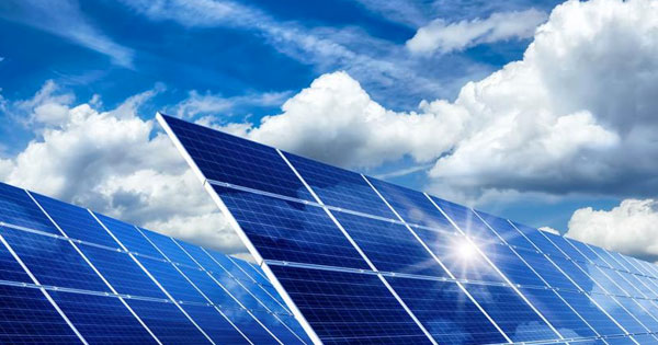 Pannelli solari termici: risparmio in bolletta catturando l